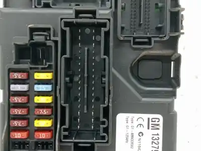 Second-hand car spare part fuse box unit for opel corsa d cmon oem iam references 13279900  