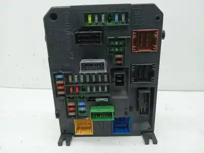 İkinci el araba yedek parçası röle/sigorta kutusu için citroen c4 lim. exclusive oem iam referansları 9665547480