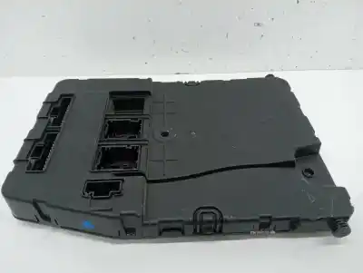 Second-hand car spare part fuse box unit for renault scenic iii expression oem iam references 8200724363  