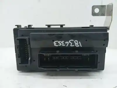 Peça sobressalente para automóvel em segunda mão caixa de fusíveis e relés por kia rio concept referências oem iam 919521w330  