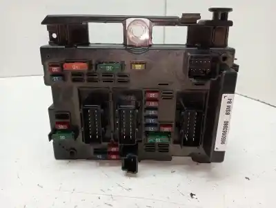 Peça sobressalente para automóvel em segunda mão CAIXA DE FUSÍVEIS E RELÉS por PEUGEOT 206 BERLINA 1.4 HDi Referências OEM IAM 9650663980  