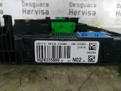 Peça sobressalente para automóvel em segunda mão caixa de fusíveis e relés por peugeot 208 access referências oem iam 9678355880  