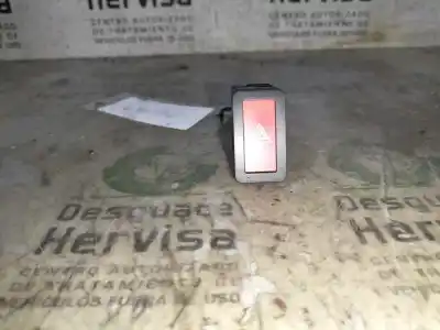 Peça sobressalente para automóvel em segunda mão INTERRUPTOR 4 PISCAS - EMERGÊNCIA por NISSAN PRIMERA BERLINA (P12) 1.9 16V Turbodiesel CAT Referências OEM IAM   