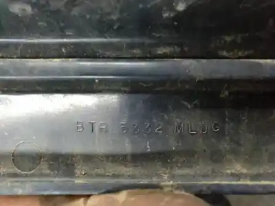 Автозапчастина б/у передня решіта для land rover range rover ii (p38a) 4.6 4x4 посилання на oem iam btr5332