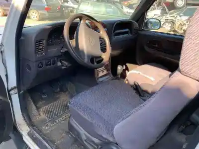 Автозапчастина б/у панель приладів для ssangyong korando 2.3 tdi посилання на oem iam 7650a34000eaw