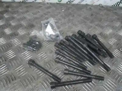Pièce détachée automobile d'occasion CULASSE DU MOTEUR pour MITSUBISHI MONTERO   (V3_W, V2_W, V4_W)  Références OEM IAM 4D56  