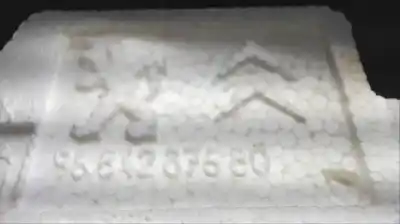 Peça sobressalente para automóvel em segunda mão moldagem por citroen c3 8hr referências oem iam 9684287680  