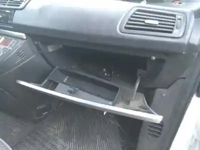 Second-hand car spare part glove compartment for peugeot 807 peugeot oem iam references 8218ql