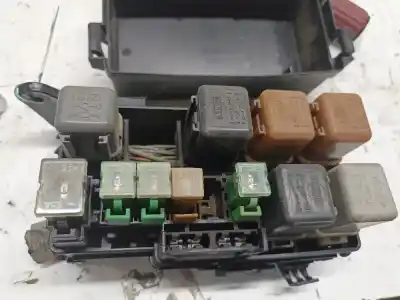 Pièce détachée automobile d'occasion boîtes à fusibles pour nissan terrano ii r20 références oem iam 71543025 24  