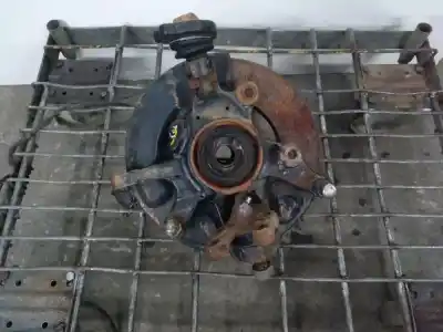 Pièce détachée automobile d'occasion moyeu de roue avant droite pour nissan terrano/terrano.ii (r20) td27 références oem iam 
