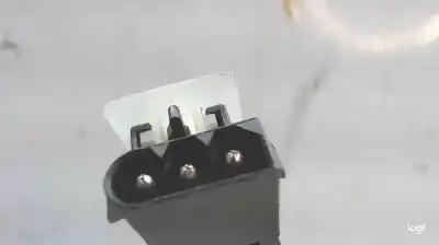 Second-hand car spare part trunk lock for bmw 7 (e65, e66, e67) 735 i, li oem iam references fs578va  