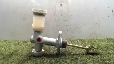 Автозапчастина б/у циліндр зцеплення для mitsubishi l 200 k6 7 2500 td glx 4-ptas. посилання на oem iam   