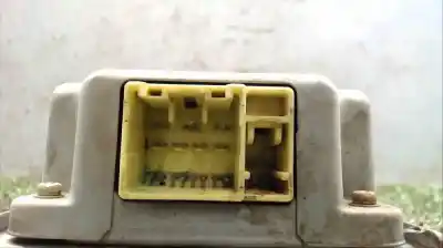 Автозапчастина б/у блок управління подушками безпеки для mitsubishi l 200 k6 7 2500 td glx 4-ptas. посилання на oem iam mr522940