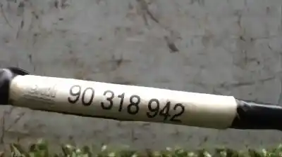 Pièce détachée automobile d'occasion commande de lève vitre avant droit pour opel frontera a 4jb1 références oem iam 03930700