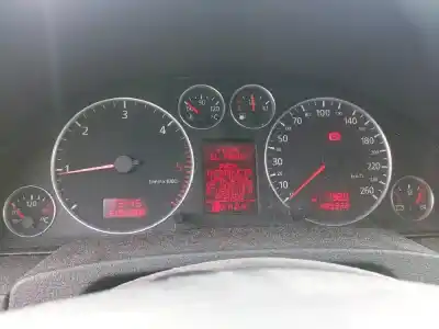 Автозапчастина б/у панель інструментів для audi a6 c5 avant (4b5) 2.5 tdi посилання на oem iam 4b0920900jx