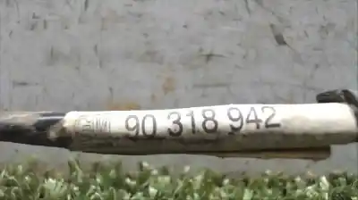 Pièce détachée automobile d'occasion commande de lève vitre avant droit pour opel frontera a 4jb1 références oem iam 90318942