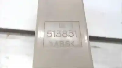 Автозапчастина б/у передні вікний вмикач для mitsubishi l 200 k6 7 2500 td glx 4-ptas. посилання на oem iam 513831
