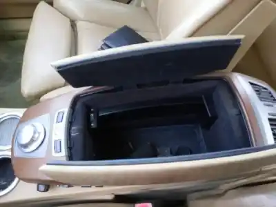 Second-hand car spare part center armrest for bmw 7 (e65, e66, e67) 735 i, li oem iam references 51167011061  