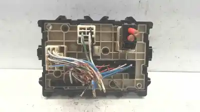 Second-hand car spare part fuse box unit for nissan pickup d22 king cab 4x4 oem iam references 72404200