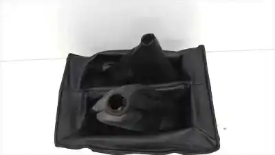 Second-hand car spare part gear lever trim for nissan pick-up (d22) td doble cabina navara 4x4 oem iam references 328623s500  valido para nissan d22 np300 pick up navara