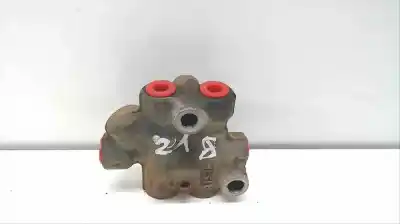 Second-hand car spare part brake distributor for toyota rav4 (a2) 1azfe oem iam references 