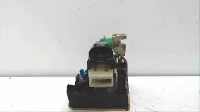 Автозапчастина б/у ЗАМОК ПЕРЕДНІХ ДВЕРЕЙ ЛІВИЙ для RENAULT KANGOO  Посилання на OEM IAM 7701044463  