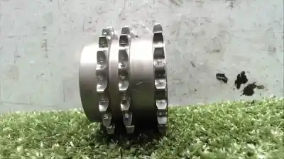 Автозапчастина б/у шків генератора для ssangyong actyon sports xdi 4wd посилання на oem iam   