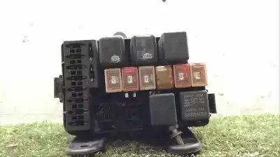 Peça sobressalente para automóvel em segunda mão caixa de fusíveis e relés por mitsubishi galloper (jk-01) 2.5 td intercooler referências oem iam hr801576