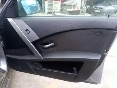 Peça sobressalente para automóvel em segunda mão forra / revestimento da porta dianteira direita por bmw serie 5 berlina (e60) n52b25a referências oem iam 