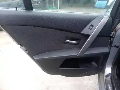Peça sobressalente para automóvel em segunda mão forra / revestimento da porta traseira esquerda por bmw serie 5 berlina (e60) n52b25a referências oem iam 