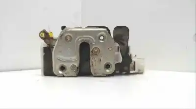Second-hand car spare part rear right door lock for nissan pickup d22 td doble cabina navara 4x4 oem iam references 805025p010  