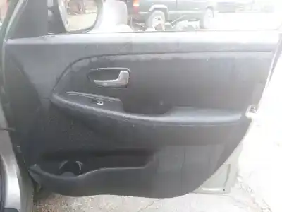 Peça sobressalente para automóvel em segunda mão forra / revestimento da porta dianteira direita por kia carens (rp) d4fd referências oem iam 