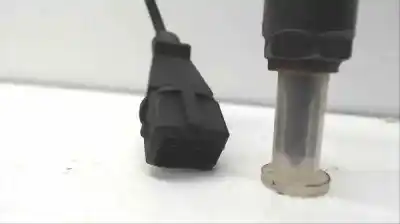 Second-hand car spare part monopoint injector for audi a4 b5 avant (8d5) 1.9 tdi oem iam references 028130201j  