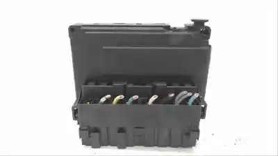 Pièce détachée automobile d'occasion boîtes à fusibles pour peugeot 407 coupe basico références oem iam 9656005680  