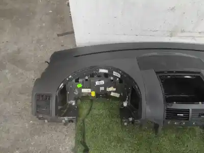 Second-hand car spare part dashboard for volkswagen touareg (7la, 7l6, 7l7) 2.5 r5 tdi oem iam references 7l0880202