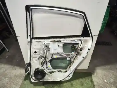 İkinci el araba yedek parçası arka sag kapi için toyota prius (nhw30) eco oem iam referansları 6700347080  