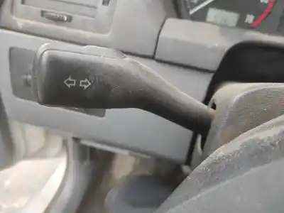 Gebrauchtes Autoersatzteil INTERMITTIERENDE STEUERUNG zum SKODA FABIA  OEM-IAM-Referenzen 8L0953513G01C  