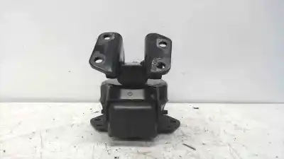 Second-hand car spare part engine support for mitsubishi montero (v60/v70) 3.2 di-d avance oem iam references 4m41  