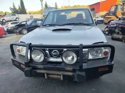 Автозапчастина б/у передній бампер для nissan pick-up (d22) td doble cabina rally raid 4x4 посилання на oem iam d22 off road