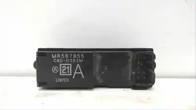 Автозапчастина б/у передній правий віконний вимикач для mitsubishi l 200 (ka0/kb0) cabina doble intense 4x4 посилання на oem iam mr587955