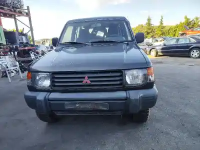 Автозапчасти б/у ветровое стекло за mitsubishi montero v20 v40 2800 td glx 5-ptas. ссылки oem iam mb677396