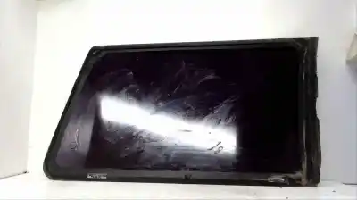 Peça sobressalente para automóvel em segunda mão VIDRO DE CUSTÓDIA TRIANGULAR TRASEIRO ESQUERDO por NISSAN TERRANO II (R20)  Referências OEM IAM 43R000015  