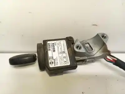 Second-hand car spare part ignition switch for nissan pickup d22 td doble cabina navara 4x4 oem iam references d22