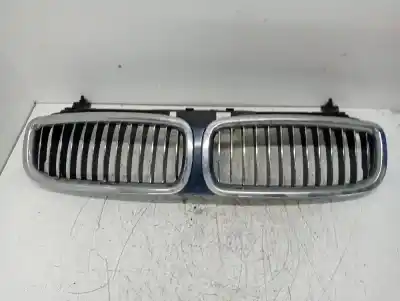 Second-hand car spare part front grille for bmw 7 (e65, e66, e67) 735 i, li oem iam references 51137037727  