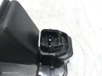 Second-hand car spare part left front door lock for ssangyong actyon sports xdi 4wd oem iam references 7121009023  