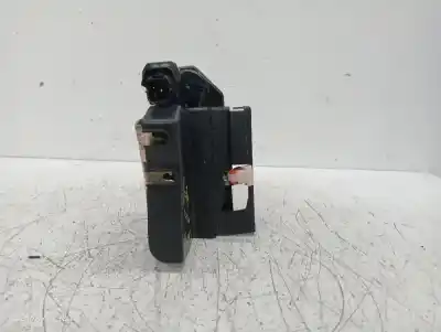 Автозапчастина б/у замок дверей заднього лівого для ssangyong actyon sports xdi 4wd посилання на oem iam 7132032001  