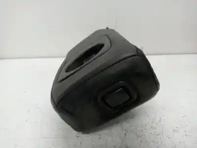 Автозапчастина б/у центральний подлокник для mitsubishi montero (v60/v70) 3.2 di-d avance посилання на oem iam mr610589  