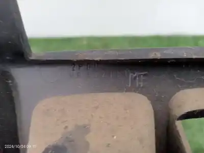 Автозапчастина б/у передні молдинги для mitsubishi montero (v60/v70) 3.2 di-d avance посилання на oem iam mr402651  