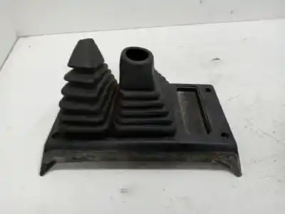Peça sobressalente para automóvel em segunda mão forra da alavanca de velocidades por mitsubishi galloper (jk-01) 2.5 td intercooler referências oem iam hq614301lk