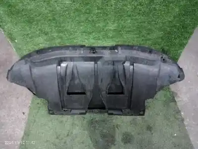 Автозапчасти б/у защитная крышка за audi a4 b5 avant (8d5) 1.9 tdi ссылки oem iam 8d0863823